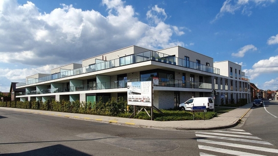 Gelijkvloers appartement te Sint-Eloois-Winkel